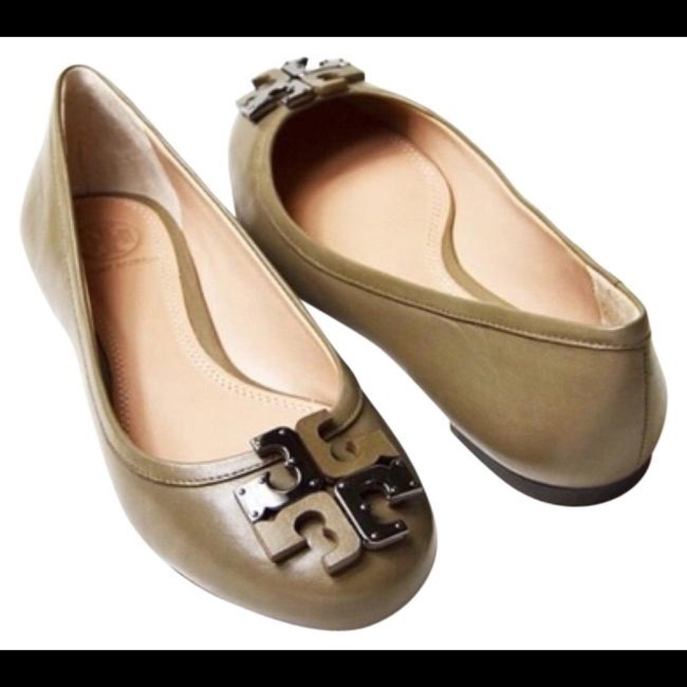 NEW Tory Burch Lowell flats in Fango 8 BRAND NEW!